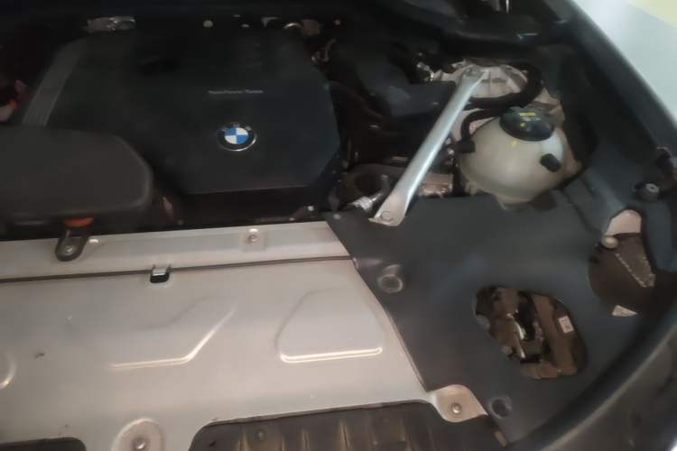 Used BMW X3 2022 xDrive25i M Sport Package Engine Bay Left