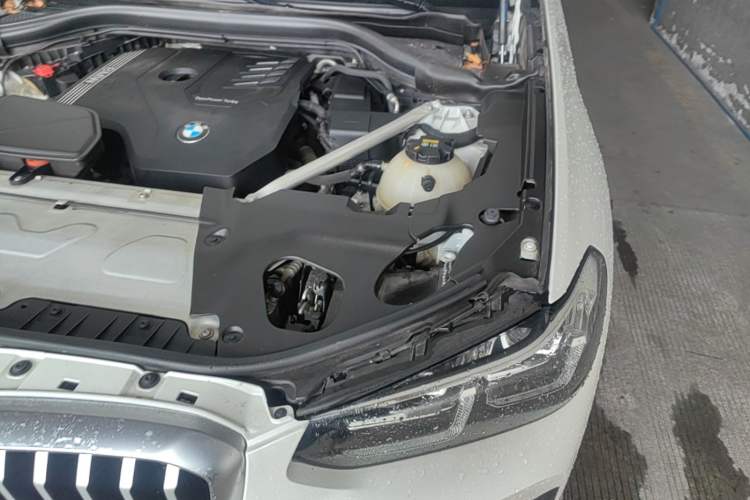 Used BMW X3 2022 xDrive25i M Sport Package Engine Bay Left