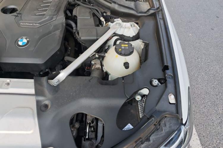 Used BMW X3 2022 xDrive25i M Sport Package Engine Bay Left