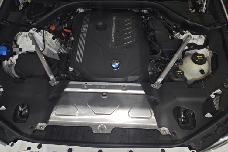 Used BMW X3 2022 M40i Engine Bay