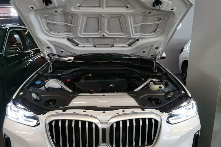 Used BMW X3 2022 xDrive25i M Sport Package Engine Bay
