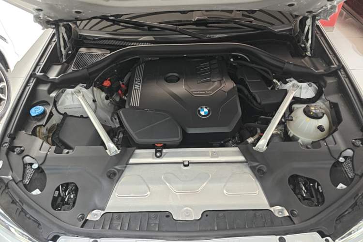 Used BMW X3 2022 Restyled xDrive25i M Sport Package Engine Bay