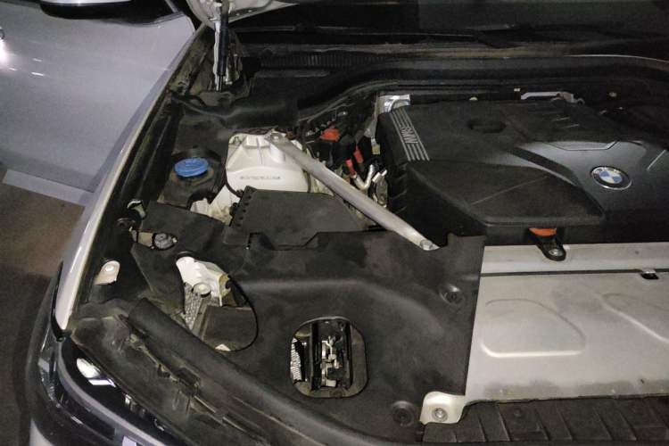 Used BMW X3 2022 xDrive25i M Sport Package Engine Bay Right