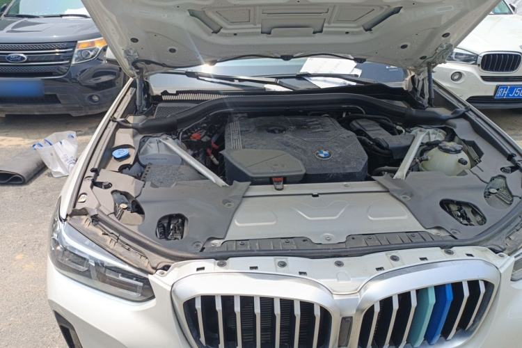 Used BMW X3 2022 Restyled xDrive25i M Sport Package Engine Bay Right