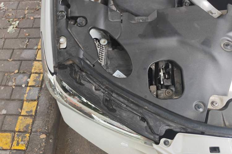 Used BMW X3 2022 xDrive25i M Sport Package Engine Bay Right