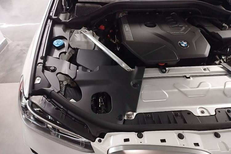 Used BMW X3 2022 Restyled xDrive25i M Sport Package Engine Bay Right
