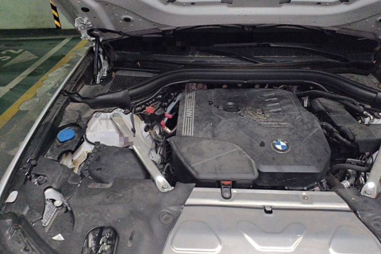Used BMW X3 2022 Restyled xDrive25i M Sport Package Engine Bay Right