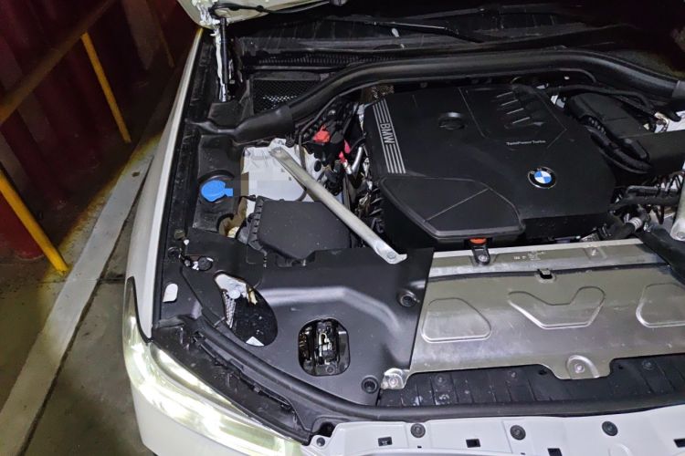Used BMW X3 2022 Restyled xDrive25i M Sport Package Engine Bay Right