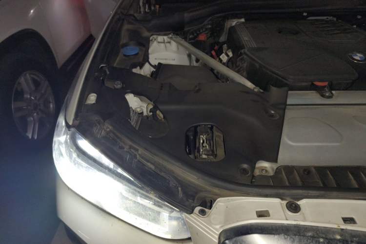 Used BMW X3 2022 Restyled xDrive25i M Sport Package Engine Bay Right