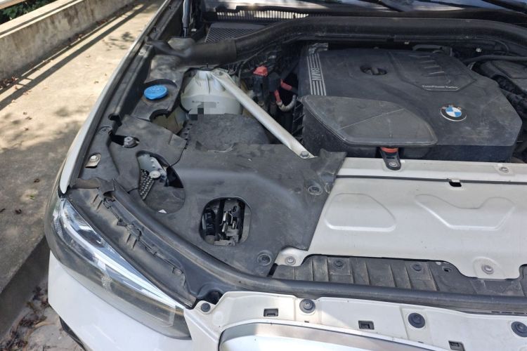 Used BMW X3 2022 xDrive25i M Sport Package Engine Bay Right