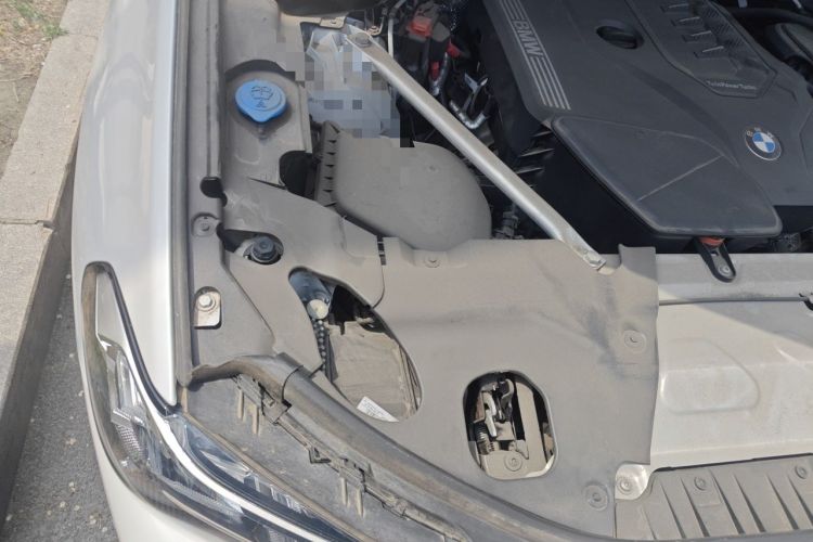Used BMW X3 2022 xDrive25i M Sport Package Engine Bay Right