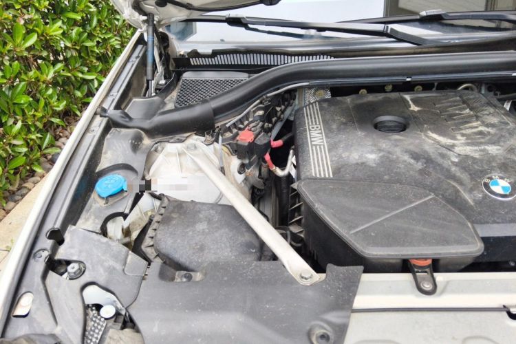 Used BMW X3 2022 xDrive25i M Sport Package Engine Bay Right