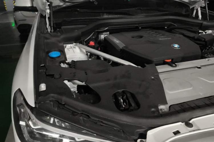 Used BMW X3 2022 Restyled xDrive25i M Sport Package Engine Bay Right