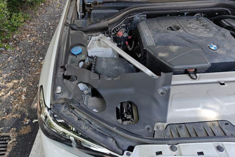 Used BMW X3 2022 xDrive25i M Sport Package Engine Bay Right