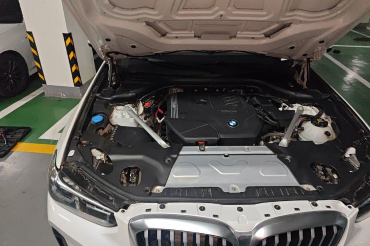 Used BMW X3 2022 Restyled xDrive25i M Sport Package Engine Bay Right