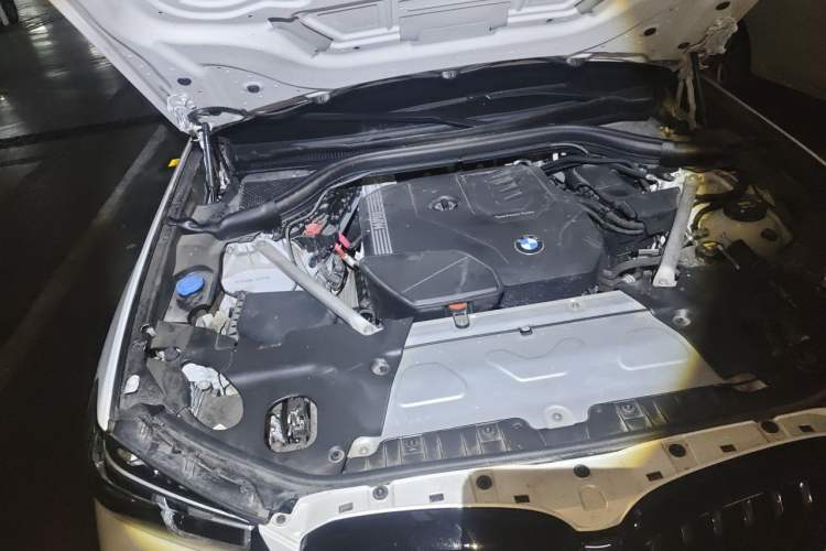 Used BMW X3 2022 Second Facelift xDrive30i Leading Edition M Night Sky Package Engine Bay Right