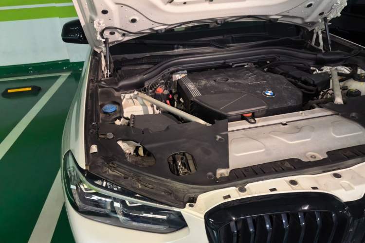 Used BMW X3 2022 Facelift xDrive30i Luxury Edition M Night Edition Package Engine Bay Right