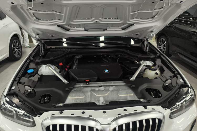 Used BMW X3 2022 xDrive25i M Sport Package Engine Bay