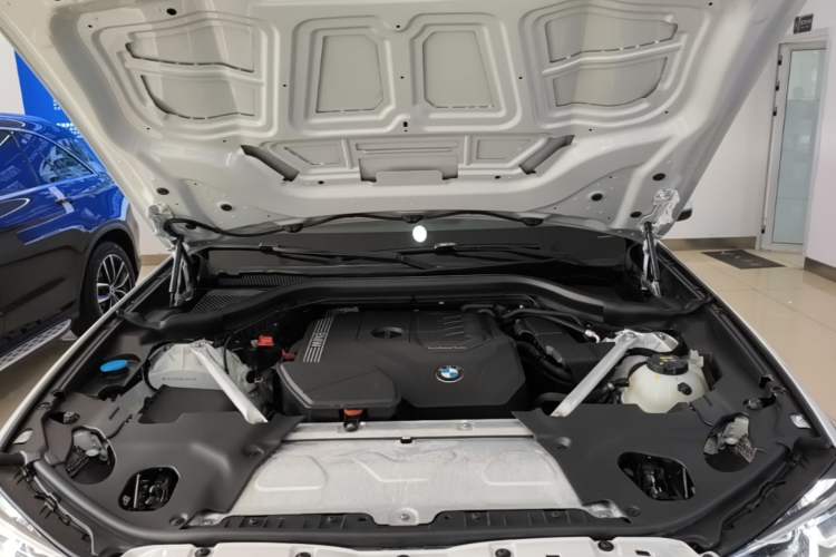 Used BMW X3 2022 xDrive25i M Sport Package Engine Bay
