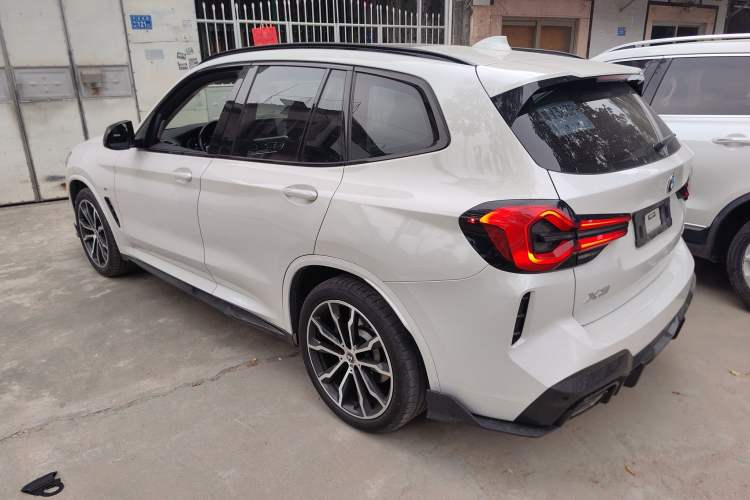 Used BMW X3 2022 xDrive30i Luxury Model M Night Sky Package Exterior 2