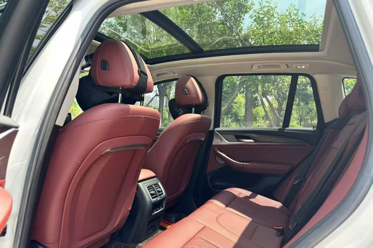 Used BMW X3 2022 Second Facelift xDrive30i Leading Edition M Night Sky Package Exterior 3