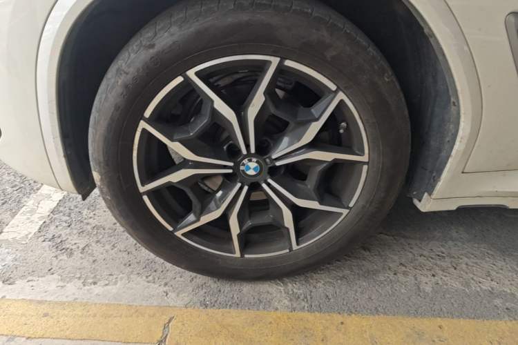 Used BMW X3 2022 Restyled xDrive25i M Sport Package Exterior 4