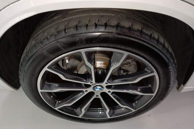 Used BMW X3 2022 Second Facelift xDrive30i Leading Edition M Night Sky Package Exterior 4