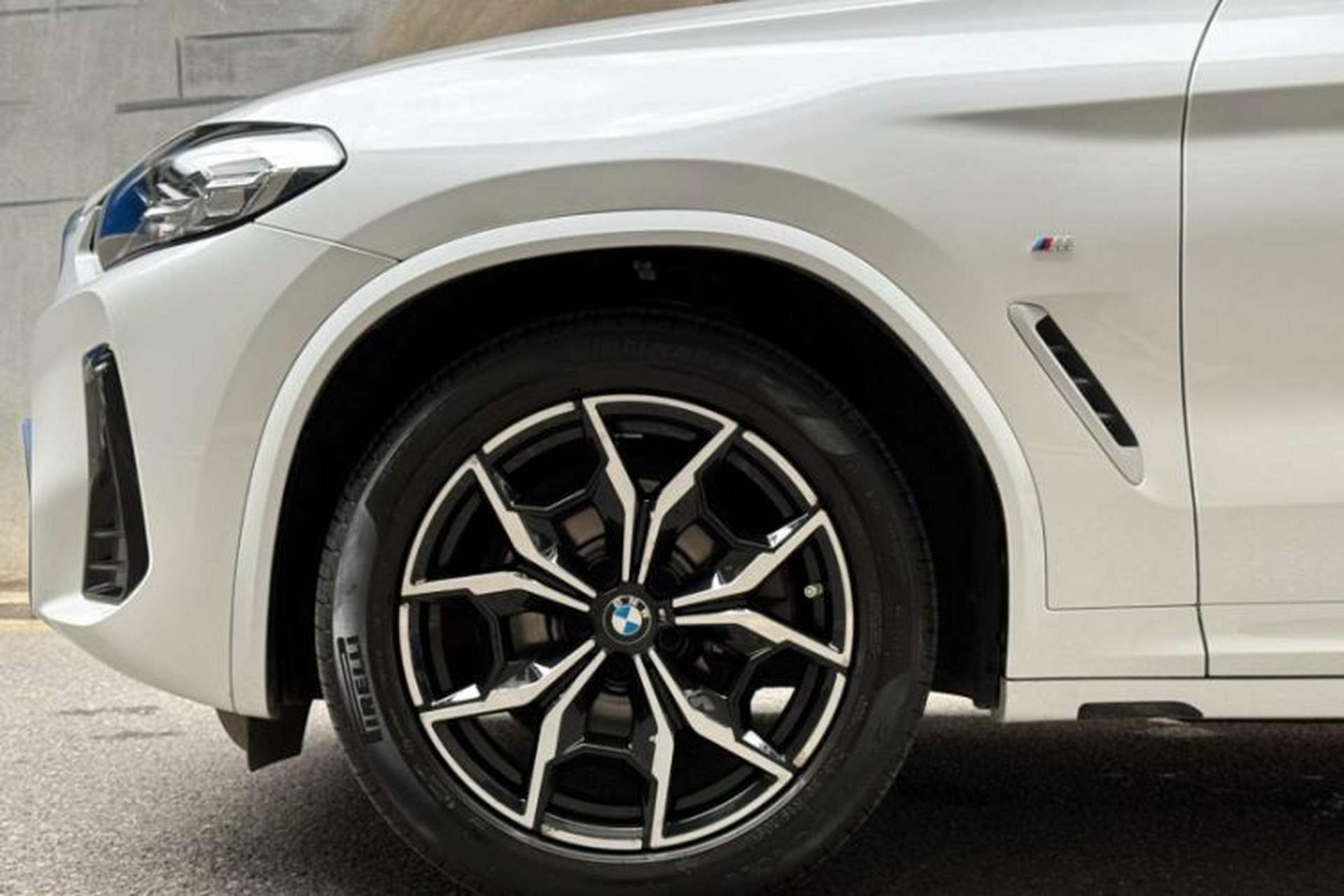 Used BMW X3 2022 xDrive25i M Sport Package Exterior 4