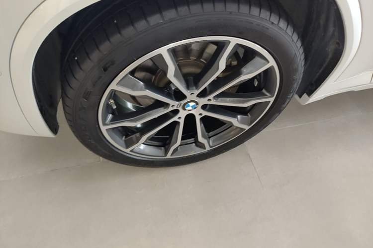 Used BMW X3 2022 Second Facelift xDrive30i Leading Edition M Night Sky Package Exterior 4