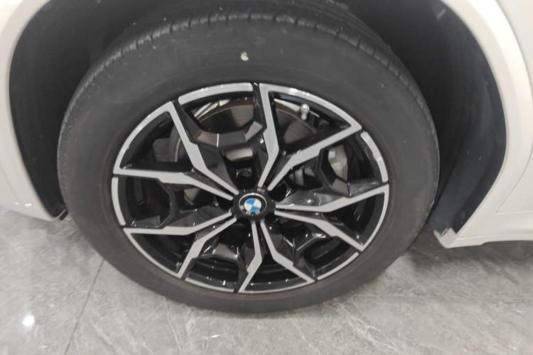 Used BMW X3 2022 Restyled xDrive25i M Sport Package Exterior 4