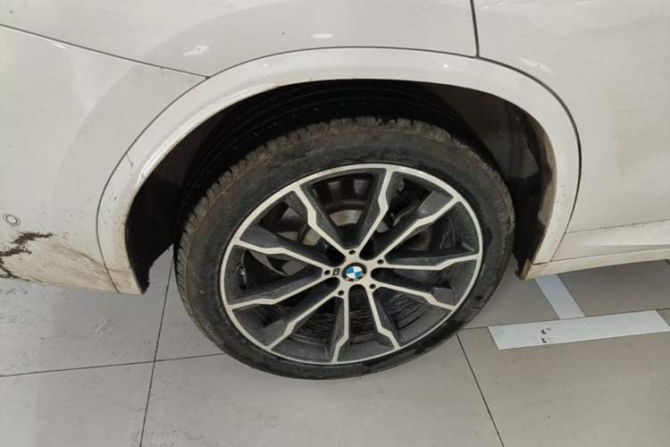 Used BMW X3 2022 Second Facelift xDrive30i Leading Edition M Night Sky Package Exterior 5