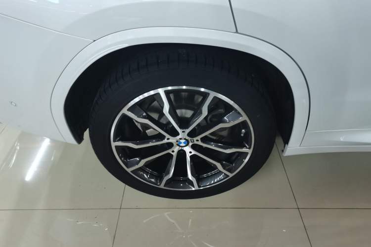 Used BMW X3 2022 xDrive30i Luxury Model M Night Sky Package Exterior 5