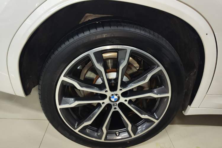 Used BMW X3 2022 xDrive30i Luxury Model M Night Sky Package Exterior 5