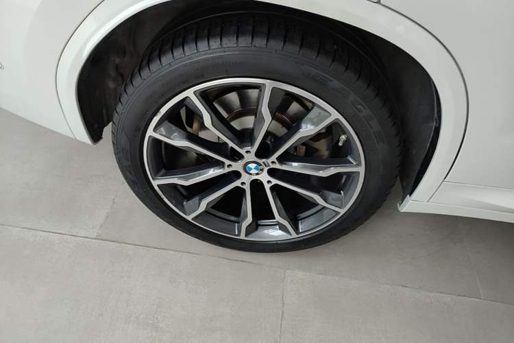 Used BMW X3 2022 Second Facelift xDrive30i Leading Edition M Night Sky Package Exterior 5