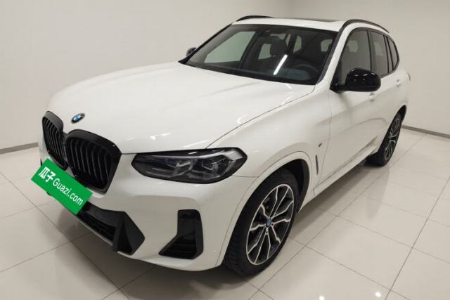 BMW X3 2022 xDrive30i Luxury Model M Night Sky Package مستعملة