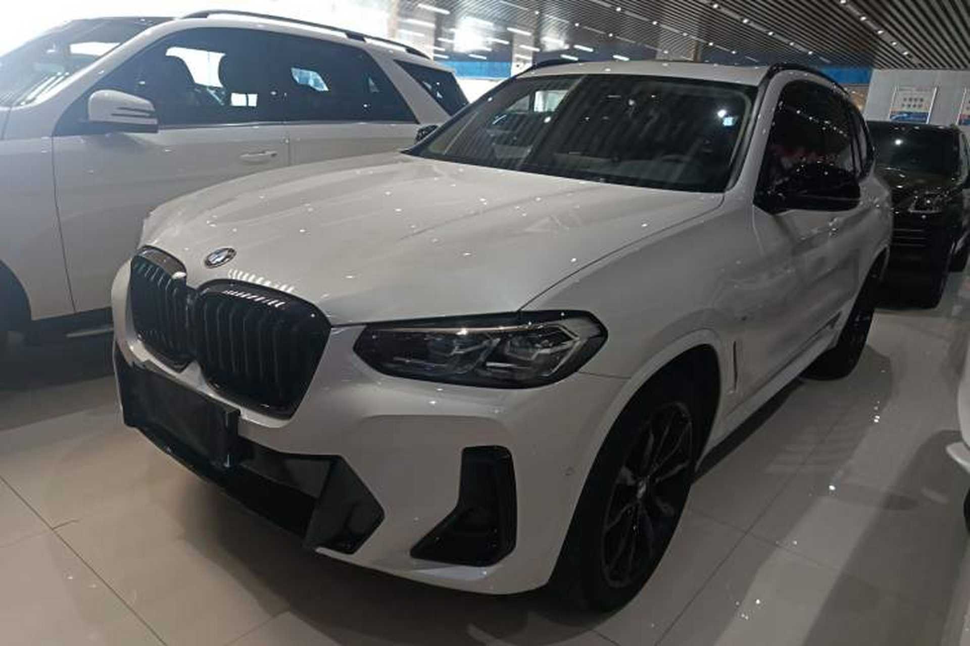 Used BMW X3 2022 Second Facelift xDrive30i Leading Edition M Night Sky Package Front Left 45 Deg