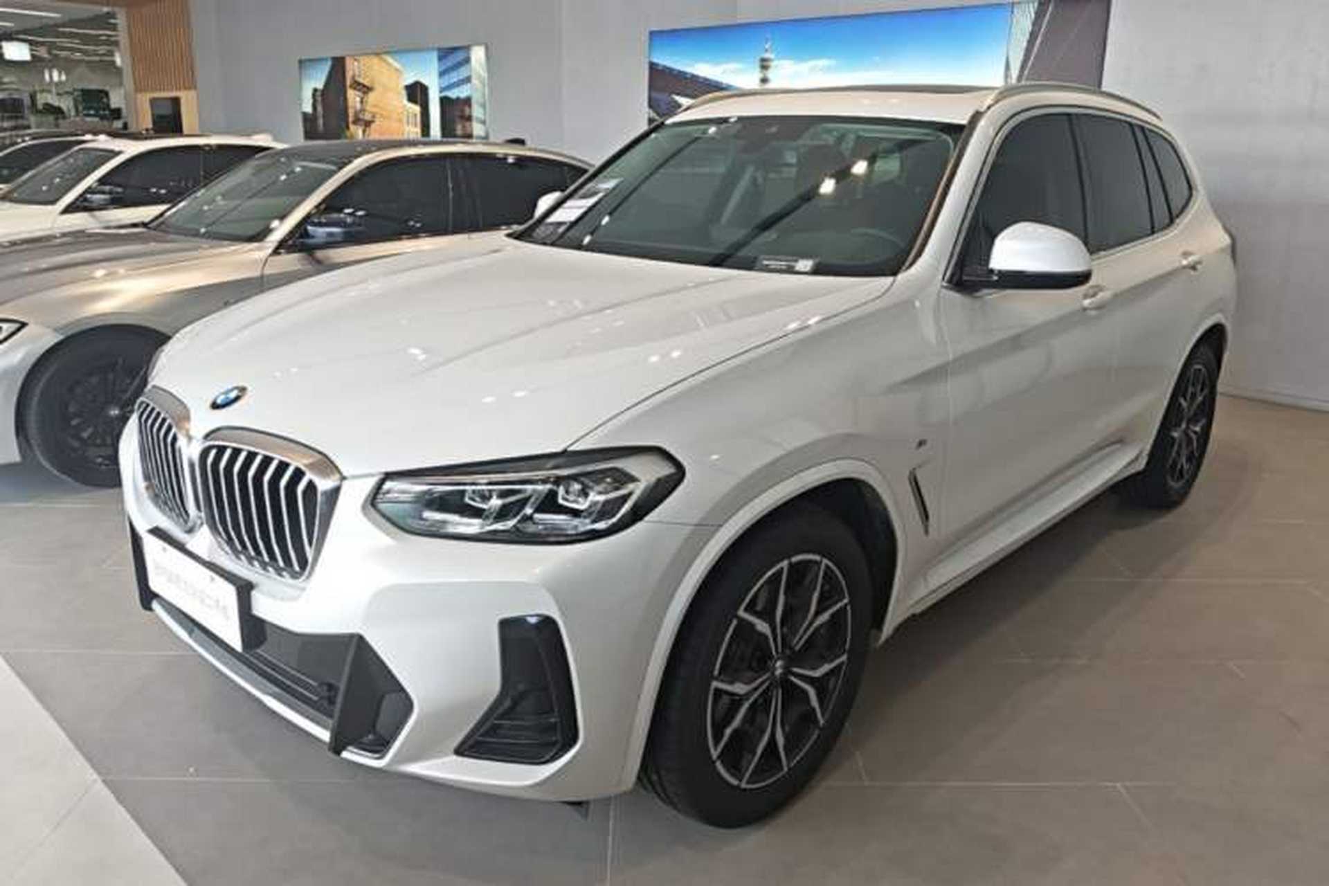 Used BMW X3 2022 xDrive25i M Sport Package Front Left 45 Deg