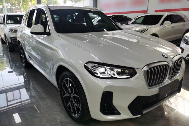 Used BMW X3 2022 Restyled xDrive25i M Sport Package Front Right 45 Deg