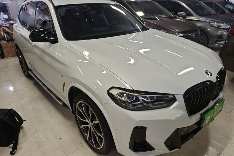 Used BMW X3 2022 Second Facelift xDrive30i Leading Edition M Night Sky Package Front Right 45 Deg