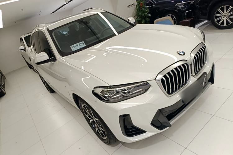 Used BMW X3 2022 Restyled xDrive25i M Sport Package Front Right 45 Deg