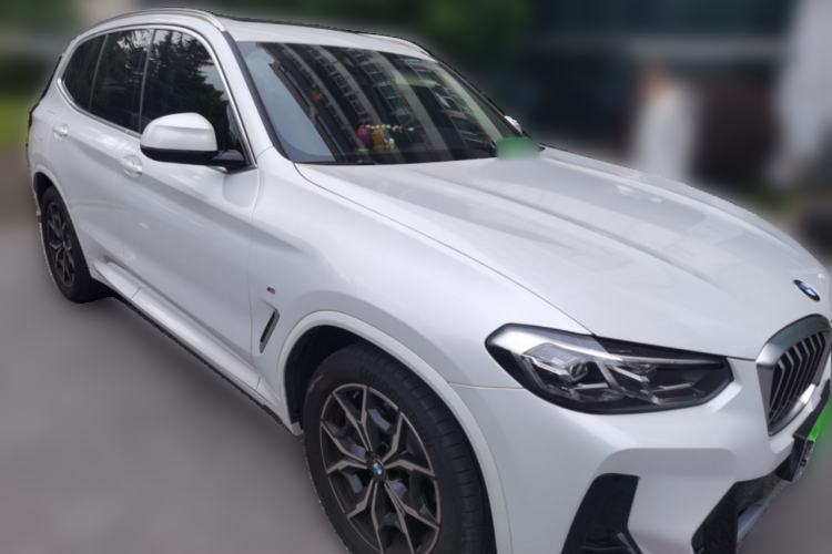 Used BMW X3 2022 xDrive25i M Sport Package Front Right 45 Deg