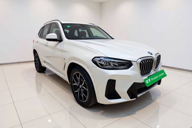 Used BMW X3 2022 xDrive25i M Sport Package Front Right 45 Deg