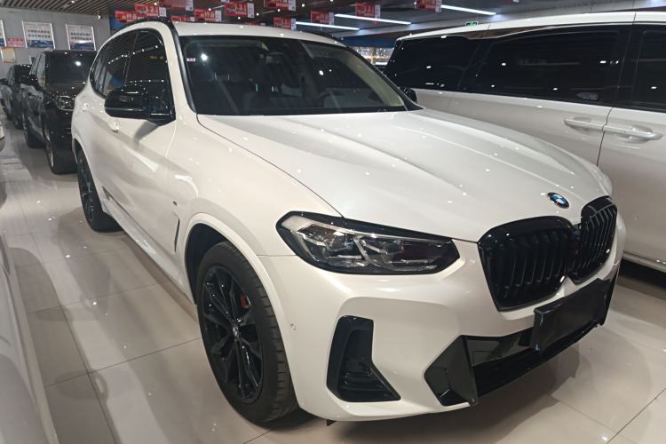 Used BMW X3 2022 Second Facelift xDrive30i Leading Edition M Night Sky Package Front Right 45 Deg