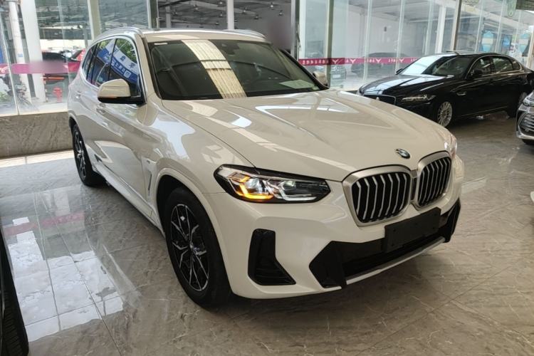 Used BMW X3 2022 Restyled xDrive25i M Sport Package Front Right 45 Deg