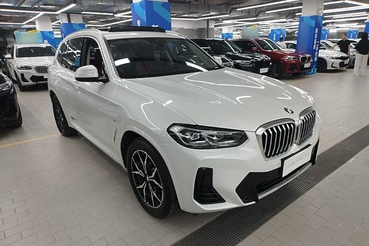 Used BMW X3 2022 Restyled xDrive25i M Sport Package Front Right 45 Deg