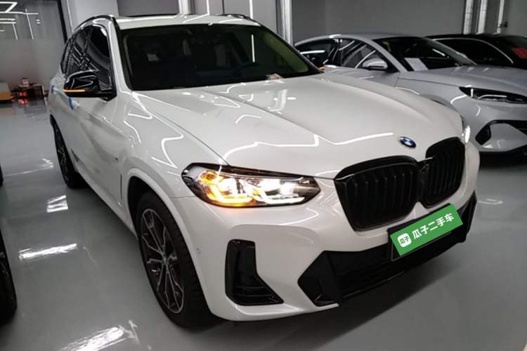 Used BMW X3 2022 Second Facelift xDrive30i Leading Edition M Night Sky Package Front Right 45 Deg