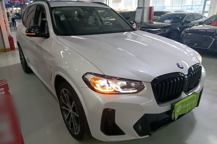 Used BMW X3 2022 Facelift xDrive30i Luxury Edition M Night Edition Package Front Right 45 Deg