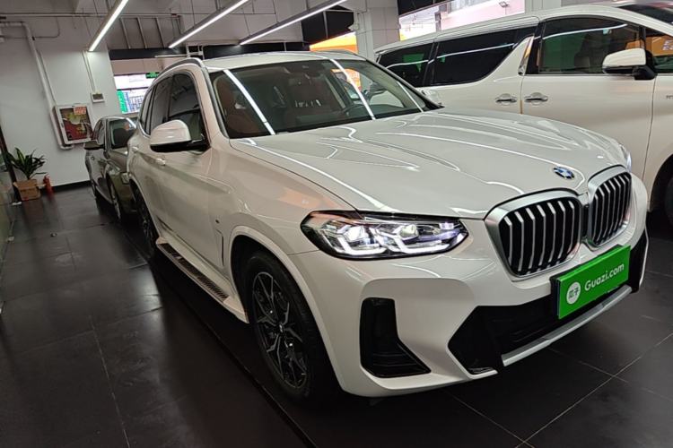 Used BMW X3 2022 Restyled xDrive25i M Sport Package Front Right 45 Deg