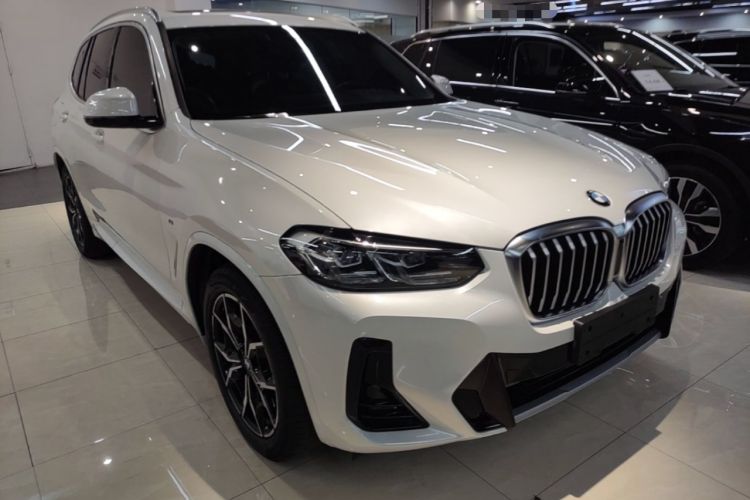 Used BMW X3 2022 xDrive25i M Sport Package Front Right 45 Deg