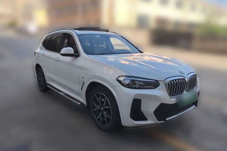 Used BMW X3 2022 xDrive25i M Sport Package Front Right 45 Deg